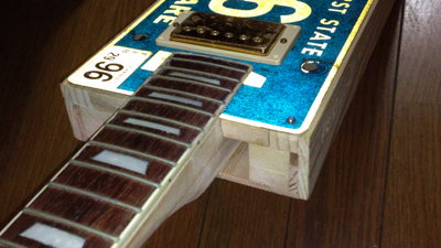 ナンバープレートギター　自作ギター ナンバープレートギター製作 現状報告: ギター製作素人のブログ